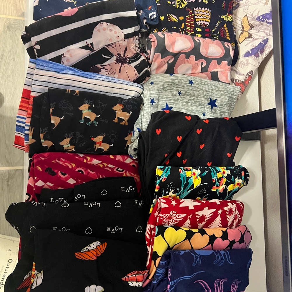 Colorful Patterned Leggings Collection